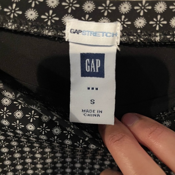 Gap skirt size small - Picture 6 of 7